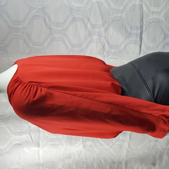 Banana Republic Fire Red Elegant Blouse Size Petite Small - Picture 2 of 12